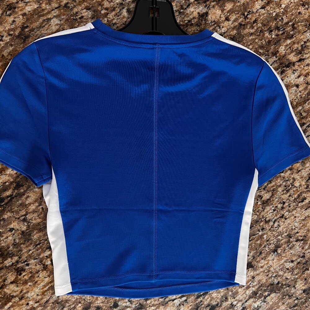 crop short sleeve shirt - Picture 2 of 3